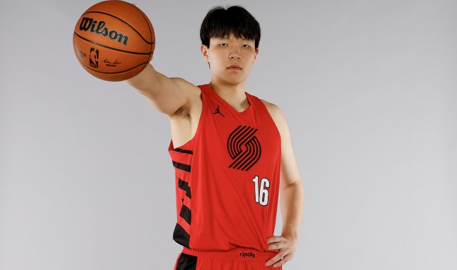 kaiyun sports-美媒记者解释杨瀚森大个子排名第25:坚定看好他的潜力与独特吸引力